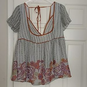 Pretty anthropologie top